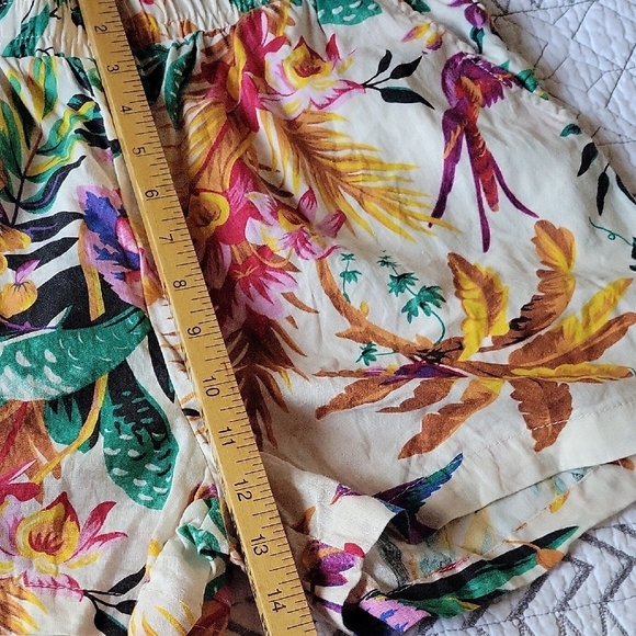 RACHEL Roy Line Floral  Green and Yellow Bermuda Shorts Tropical Print Size S - Picture 6 of 9